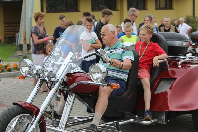 3. Parafialny Piknik Rodzinny przy kościele Bożego Miłosierdzia w Cieszynie-Kalembicach - 2019