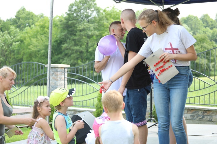 3. Parafialny Piknik Rodzinny przy kościele Bożego Miłosierdzia w Cieszynie-Kalembicach - 2019