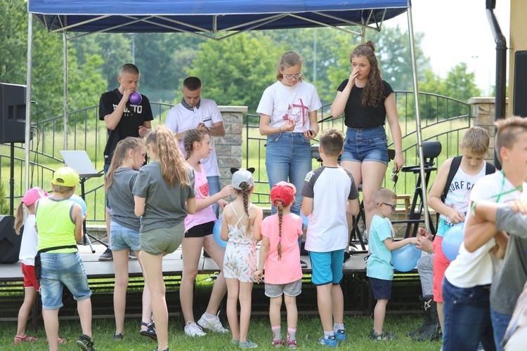 3. Parafialny Piknik Rodzinny przy kościele Bożego Miłosierdzia w Cieszynie-Kalembicach - 2019