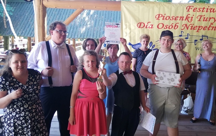 Moment wręczania nagród zawsze cieszy.