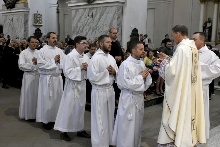 Odpust w sanktuarium Strażniczki Wiary Świętej w Bardzie Śląskim