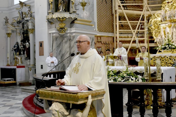 Odpust w sanktuarium Strażniczki Wiary Świętej w Bardzie Śląskim