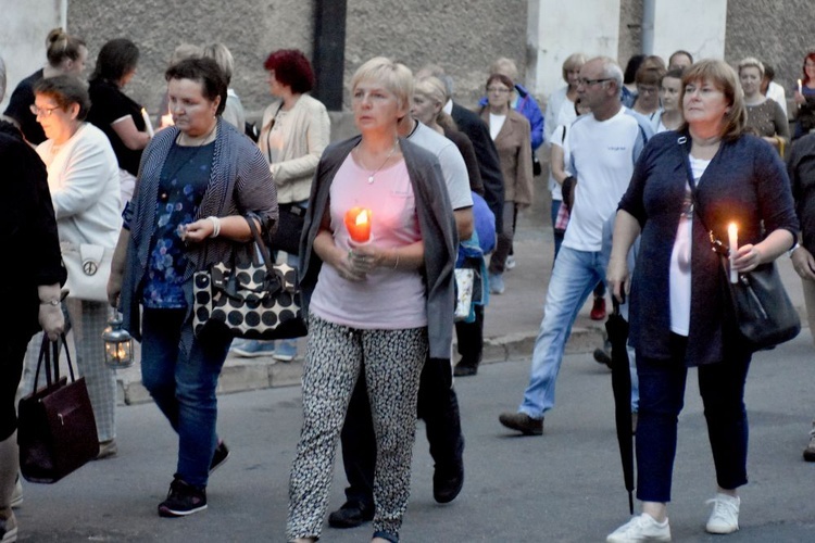 Odpust w sanktuarium Strażniczki Wiary Świętej w Bardzie Śląskim