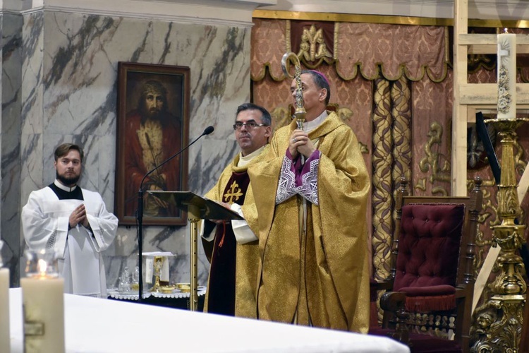 Odpust w sanktuarium Strażniczki Wiary Świętej w Bardzie Śląskim