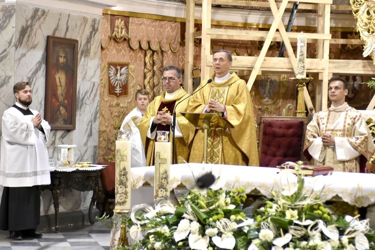 Odpust w sanktuarium Strażniczki Wiary Świętej w Bardzie Śląskim