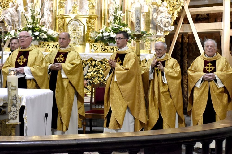 Odpust w sanktuarium Strażniczki Wiary Świętej w Bardzie Śląskim