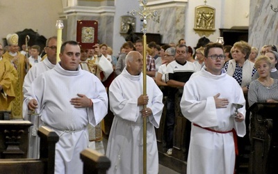 Odpust w sanktuarium Strażniczki Wiary Świętej w Bardzie Śląskim