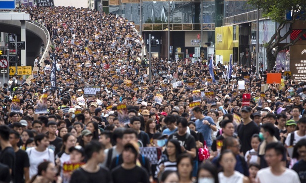 Hongkong: po nowych protestach Kościół apeluje do władz o dialog