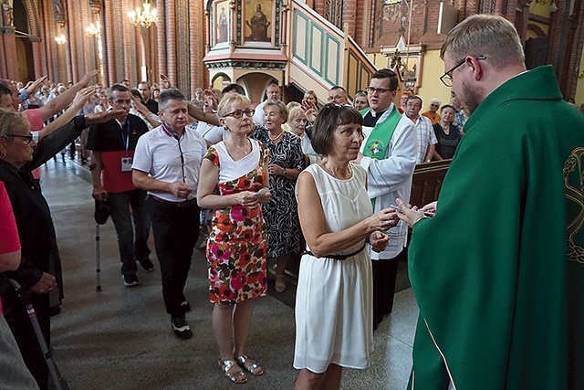 Uczestnicy podjęli zobowiązania podczas niedzielnej Mszy św.