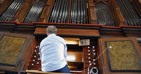 Z pasji do sztuki. Pierwsza edycja Festiwalu Muzyki Organowej i Kameralnej w Ustce