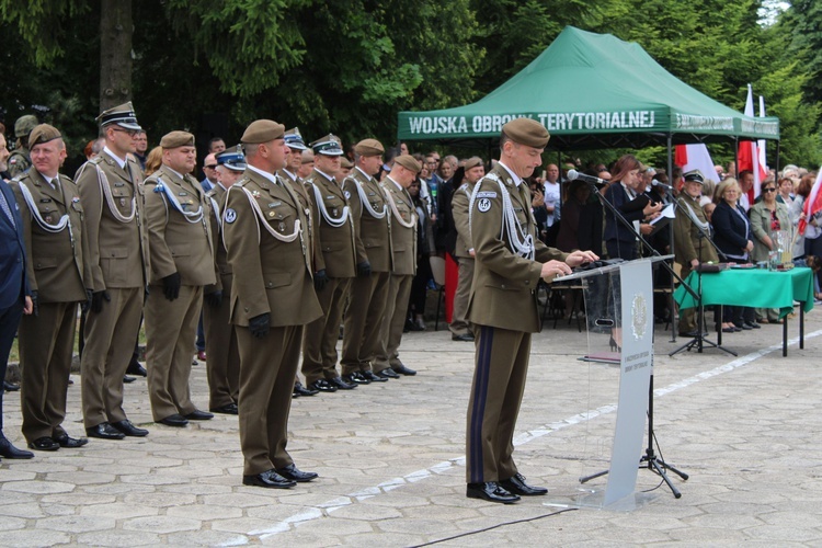 Święto terytorialsów w Ciechanowie