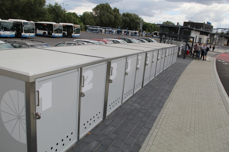 Rybnik. Prezentacja rowerowych centrów przesiadkowych