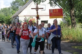 Mariańscy pątnicy do Lichenia pielgrzymują po raz 39.