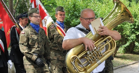 Pomnik Walki i Męczeństwa Wsi Polskiej stanie w Węgrach w gminie Żórawina