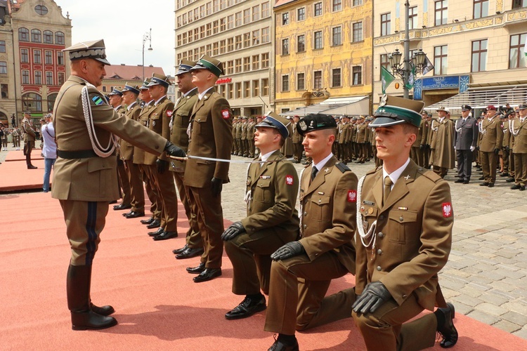 Promocja oficerska Akademii Wojsk Lądowych 2019