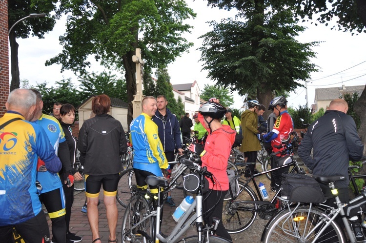 Pielgrzymka rowerowa z Cyprzanowa na Jasną Górę