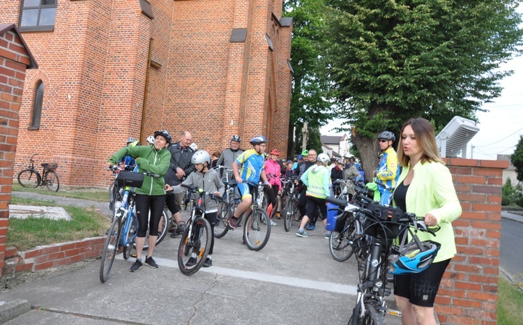 Pielgrzymka rowerowa z Cyprzanowa na Jasną Górę