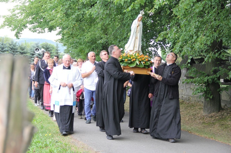 Tęgoborze. Poświęcenie kaplicy pw. Bożego Miłosierdzia