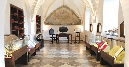 Sala Pokoju Oliwskiego stanowi „łącznik historyczny” przeszłości z teraźniejszością.