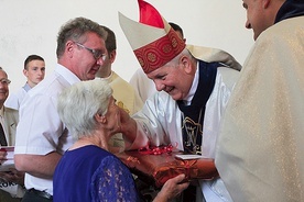 Bp Franjo Komarica z Banja Luki kilkukrotnie odwiedzał Ocice, gdzie ciągle wspomina się bohaterskiego proboszcza z Bośni.