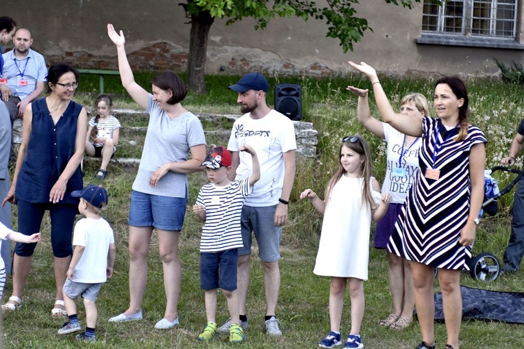 Oaza Rodzin 1* - Tajemnice radosne