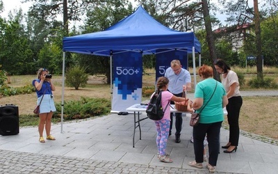 Stalowa Wola, Parki Miejski. Mobilny punkt 500+.