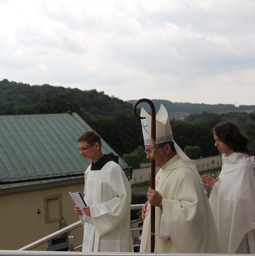 Uroczystość Matki Bożej Szkaplerznej w klasztorze karmelitańskim w Czernej