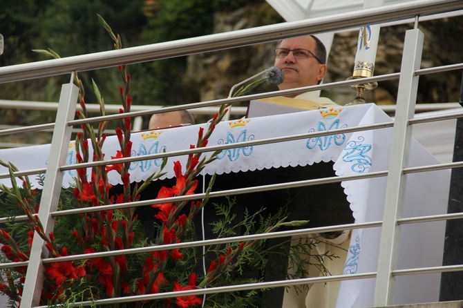 Uroczystość Matki Bożej Szkaplerznej w klasztorze karmelitańskim w Czernej