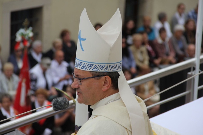 Uroczystość Matki Bożej Szkaplerznej w klasztorze karmelitańskim w Czernej