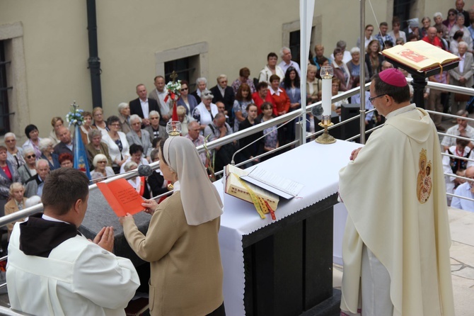 Uroczystość Matki Bożej Szkaplerznej w klasztorze karmelitańskim w Czernej