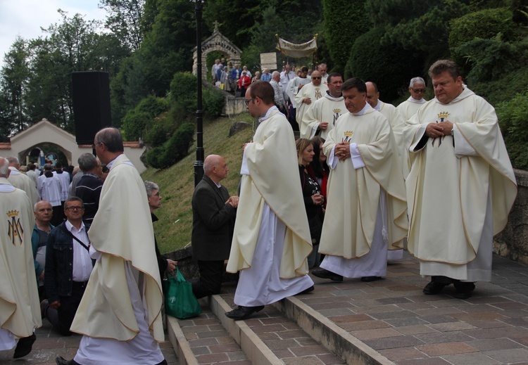 Uroczystość Matki Bożej Szkaplerznej w klasztorze karmelitańskim w Czernej