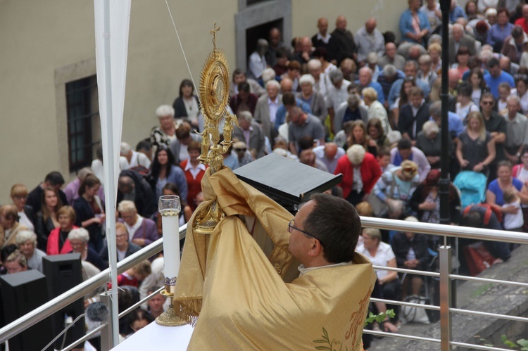 Uroczystość Matki Bożej Szkaplerznej w klasztorze karmelitańskim w Czernej