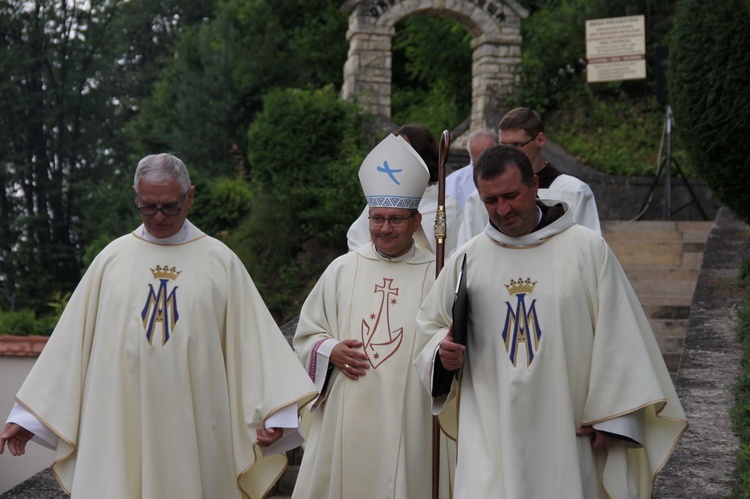 Uroczystość Matki Bożej Szkaplerznej w klasztorze karmelitańskim w Czernej