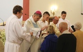 Bp Roman Pindel z chorymi w Polance Górnej - 2019