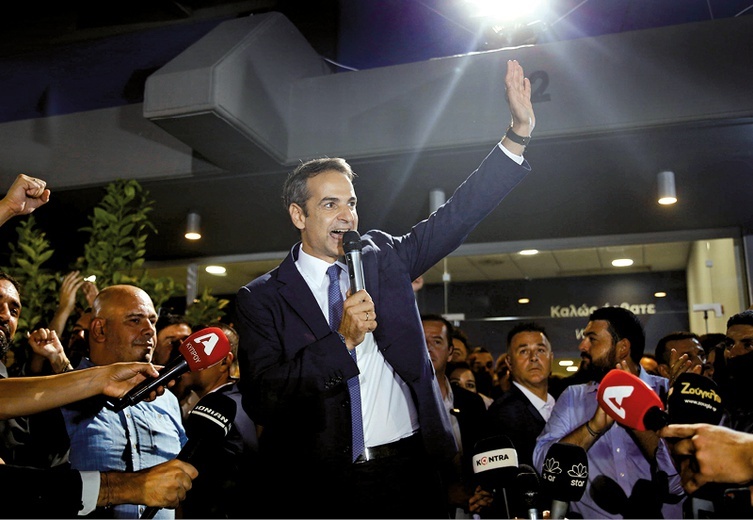 Nowa Demokracja  z Kyriakosem Micotakisem na czele wygrała wybory  i może samodzielnie rządzić w Grecji.