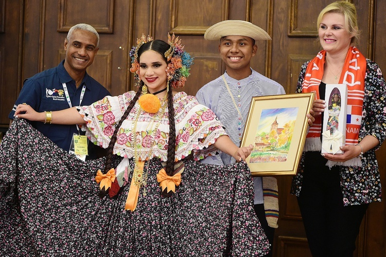 XXIV Międzynarodowe Olsztyńskie Dni Folkloru "Warmia"