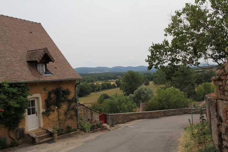 W Taizé - modlitwa, praca, spotkania