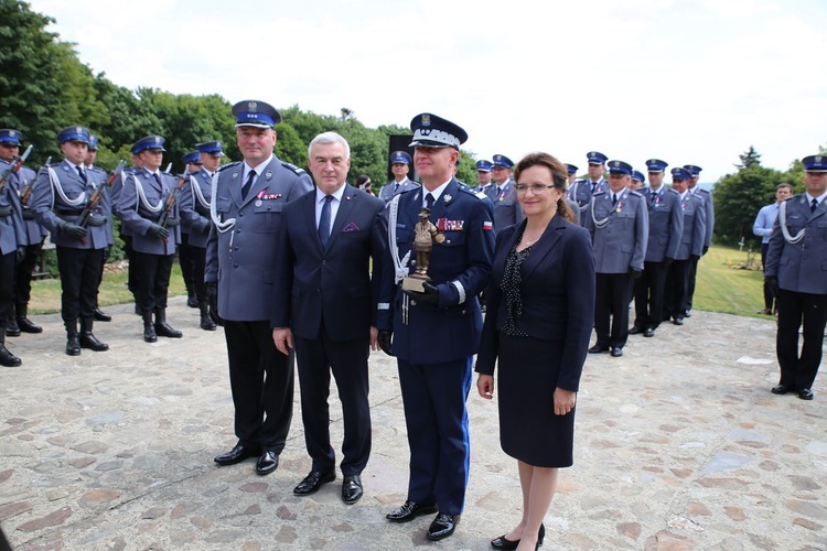 Wojeówdzkie Święto Policji na Świętym Krzyżu