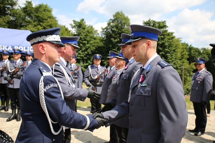 Wojeówdzkie Święto Policji na Świętym Krzyżu