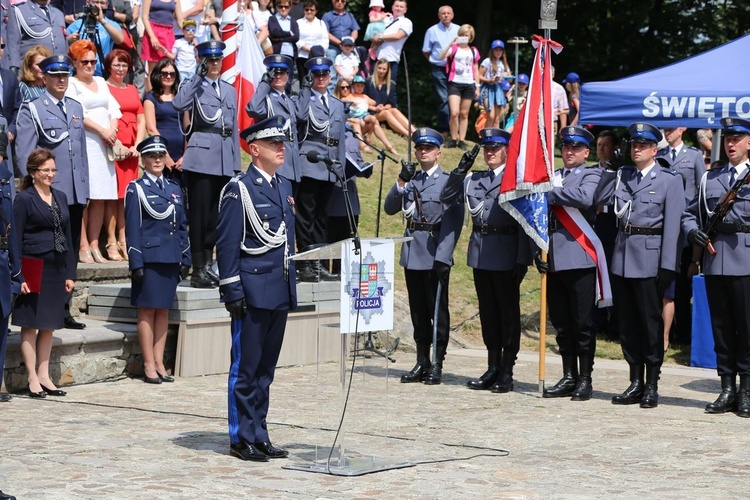 Wojeówdzkie Święto Policji na Świętym Krzyżu