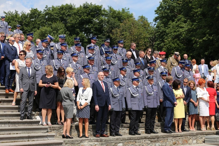 Wojeówdzkie Święto Policji na Świętym Krzyżu