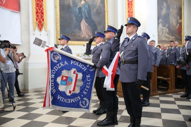 Wojeówdzkie Święto Policji na Świętym Krzyżu