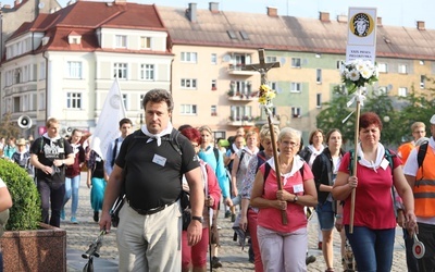 Pielgrzymi na rynku w Czeskim Cieszynie.