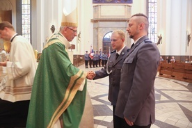 Katowice. Eucharystia z okazji 100-lecia Policji Państwowej