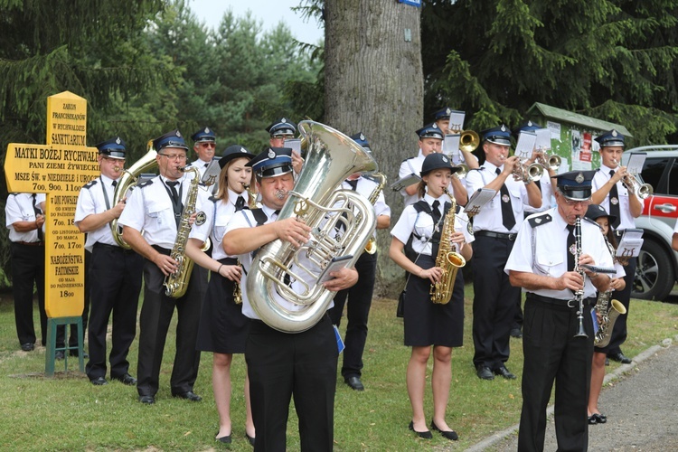 Pielgrzymka kierowców i poświęcenie samochodów w Rychwałdzie - 2019