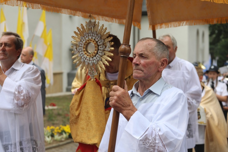 Pielgrzymka kierowców i poświęcenie samochodów w Rychwałdzie - 2019