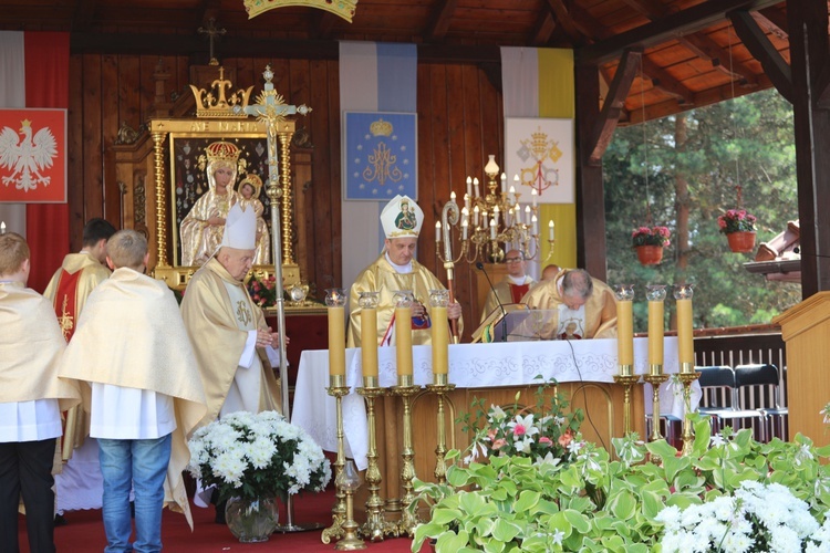 Pielgrzymka kierowców i poświęcenie samochodów w Rychwałdzie - 2019