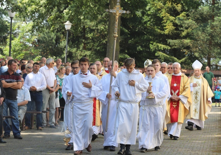 Pielgrzymka kierowców i poświęcenie samochodów w Rychwałdzie - 2019