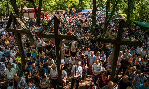 Odpust w leśnej kaplicy na Magdalence 
