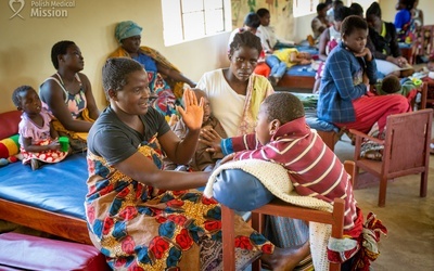 Polscy lekarze pomagają w Malawi
